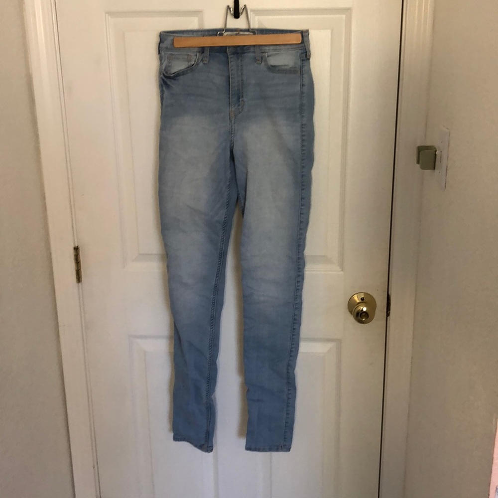 High waisted jeans